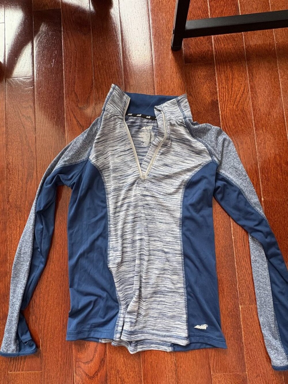 VINTAGE AVIA Blue & White Striped Long Sleeve | Size S